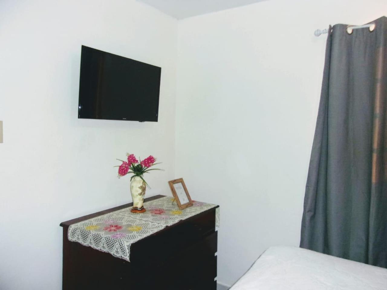 Central Oaklands Kingston Apt Exterior photo